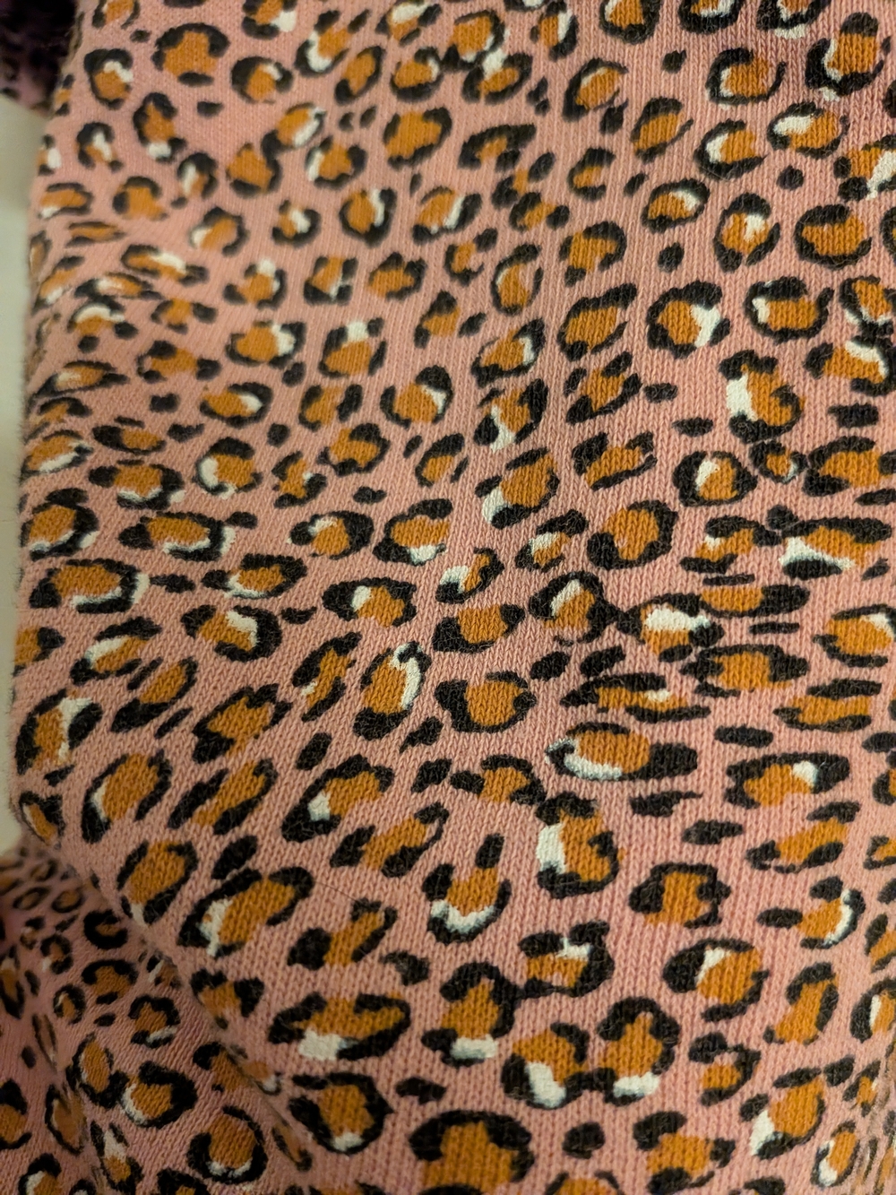 Who What Wear Pink Leopard Puff Sleeve Tee - Picture 5 of 7